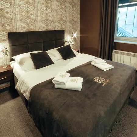 Hotel Srebrny Bucznik Wellness & Restaurant