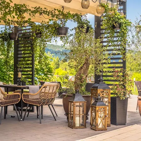 Srebrny Bucznik Wellness & Restaurant *