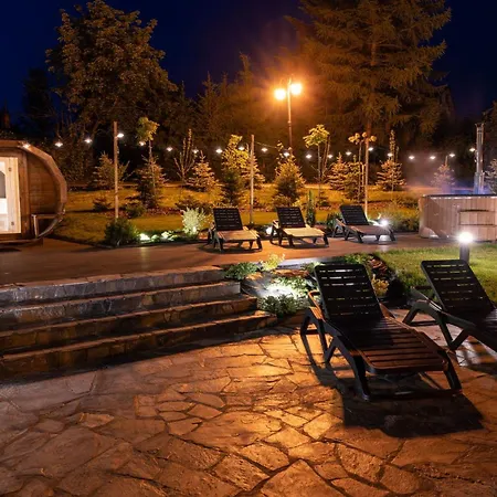 Srebrny Bucznik Wellness & Restaurant * Істебна