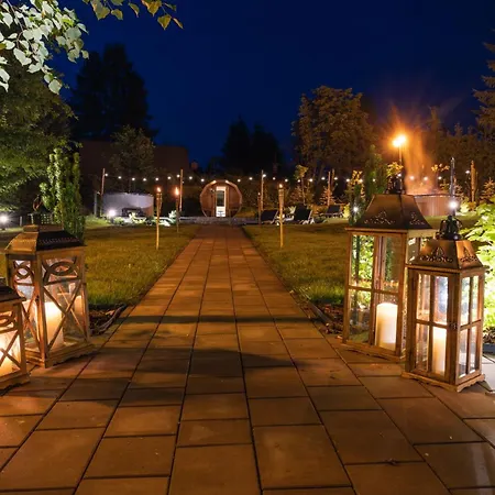 Srebrny Bucznik Wellness & Restaurant Готель Істебна