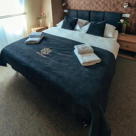 Srebrny Bucznik Wellness & Restaurant Hotel