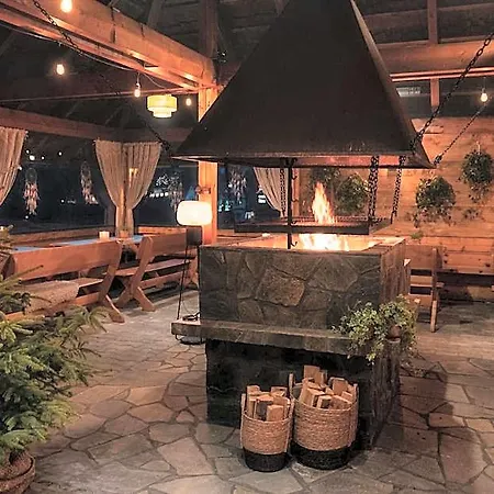 Srebrny Bucznik Wellness & Restaurant *